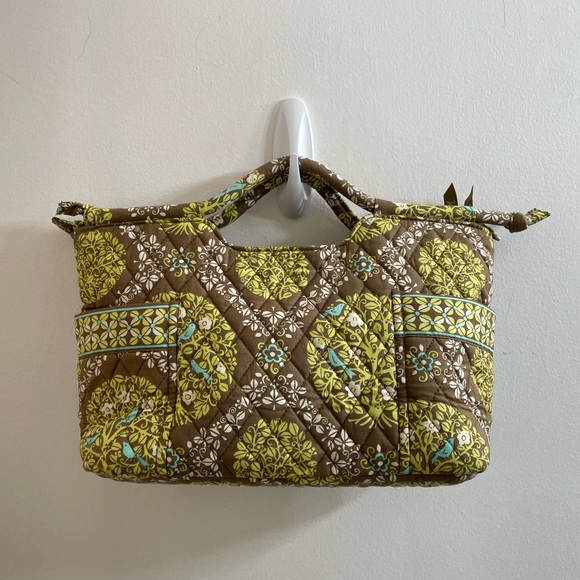 Vera Bradley Sitting in a Tree pattern Gabby style - Picture 2 of 7